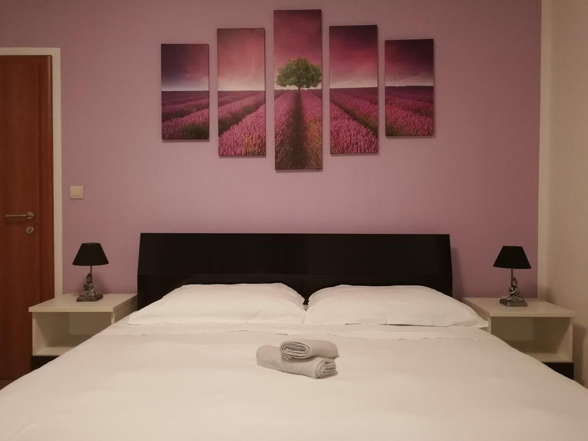 Apartment House Kastela With Heated Pool & Jacuzzi Luaran gambar